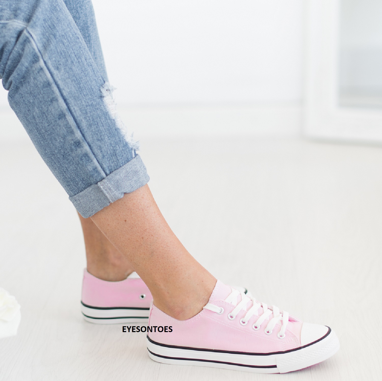 ladies plimsolls size 8